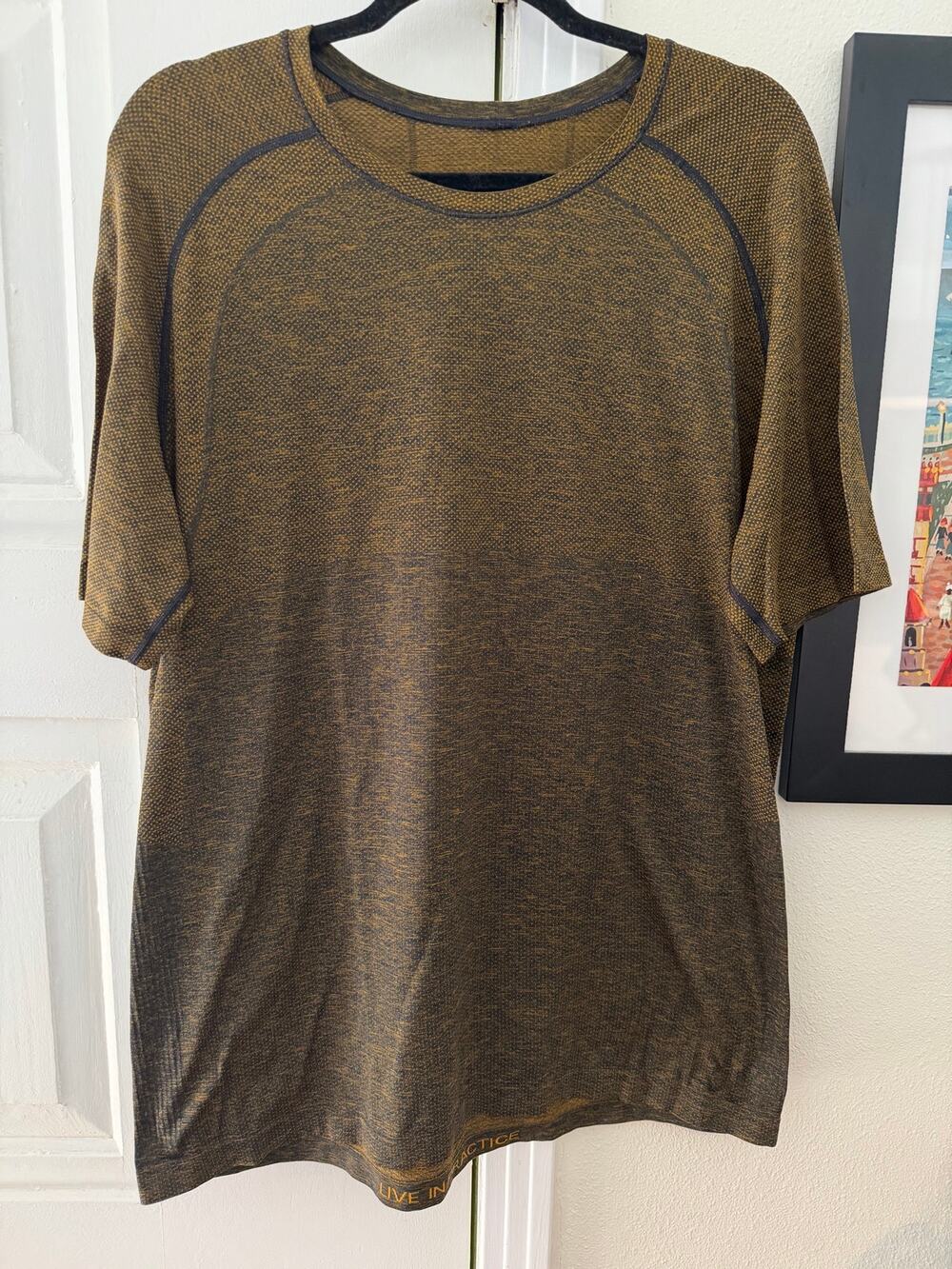 Lululemon Metal Vent Tech Short Sleeve Workout / Active top Deep Meadow Black XL